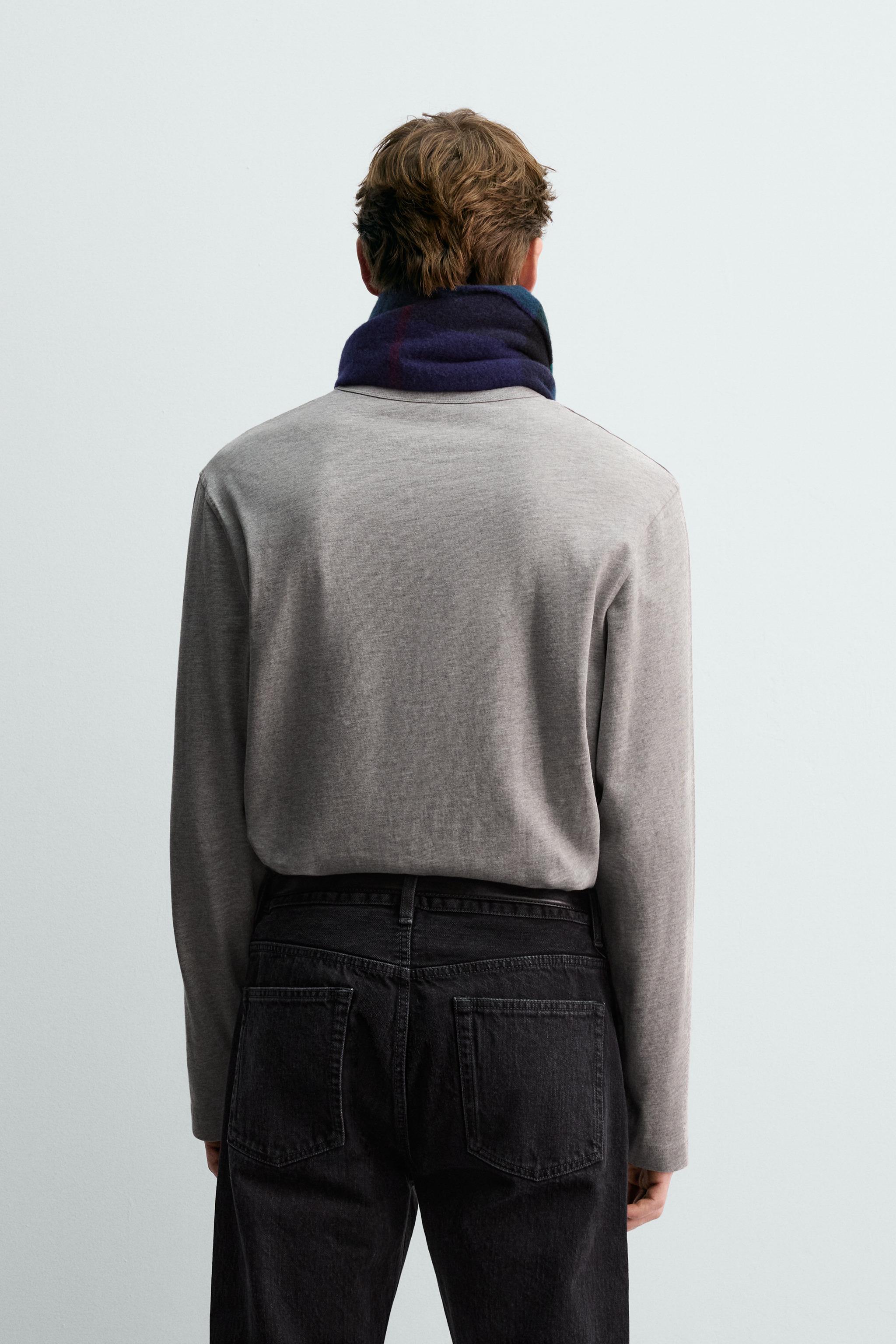 LONG SLEEVE POCKET T-SHIRT AARON LEVINE X ZARA